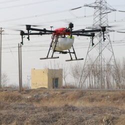 High Efficiency Heavy Payload Agricultural Drone Sprayer chinese